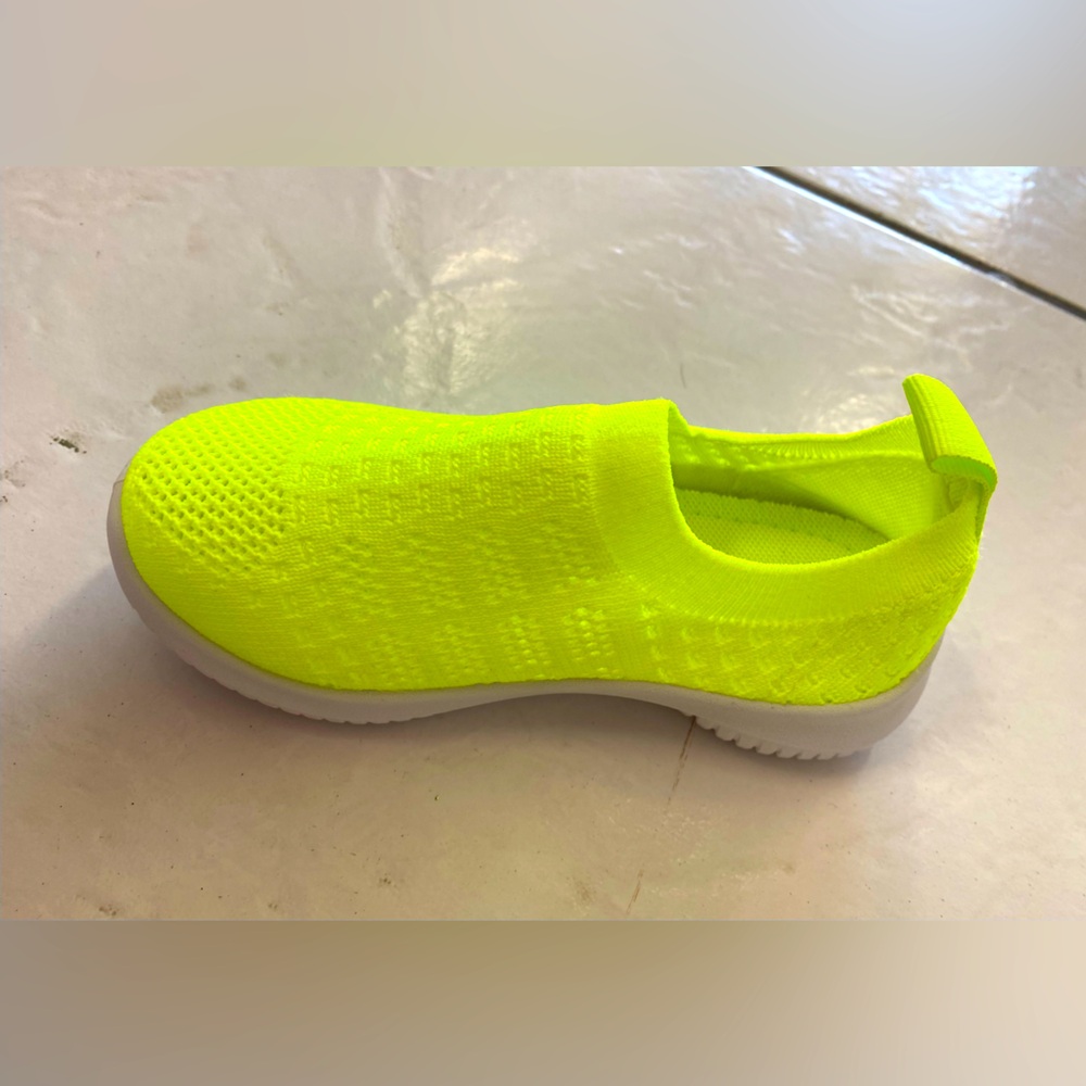 Fluorescent ✅NEW✅ Yellow Sneakers with Slip-On Design and Breathable Fabric